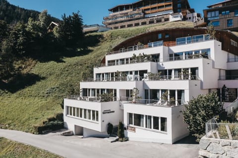 Property building, Day, Natural landscape, Mountain view