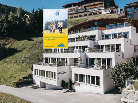 Property building, Day, Summer, Spa and wellness centre/facilities