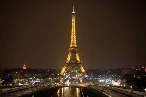 Nearby landmark
