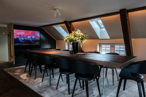 Le Bijou LQ80 Penthouse with Terrace Apartment in Zurich City