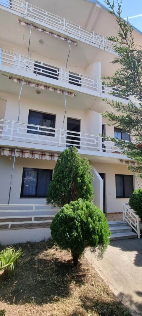 Roan Apartments Apartment in Montenegro