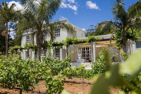 Facade/entrance, Garden, Balcony/Terrace, Balcony/Terrace, Garden view
