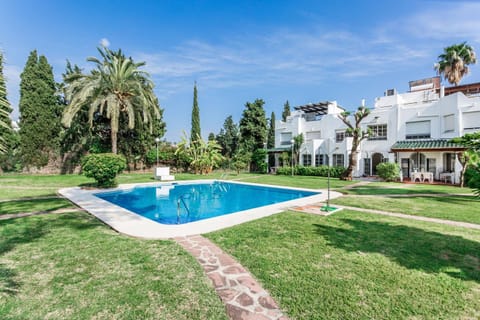 Garden, Swimming pool