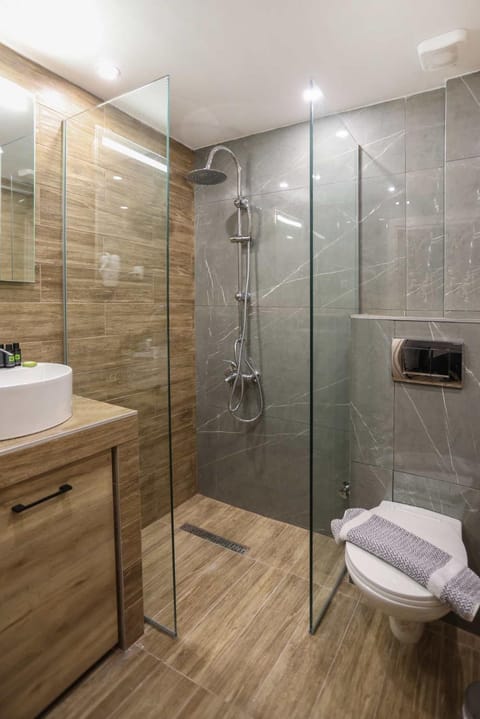 Downtown Seaside Studios Apartment in Thessaloniki