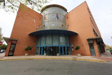 Property building, Facade/entrance