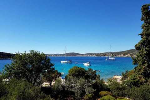 Natural landscape, Fishing, Beach, Hiking, Garden view, Sea view