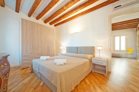 Property building, Bedroom