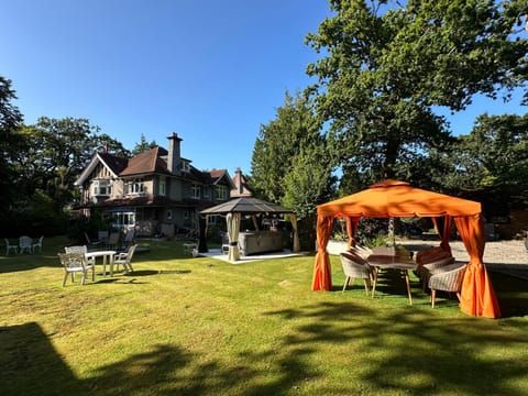 Amazing Executive maisonette with spa Vacation rental in Bournemouth