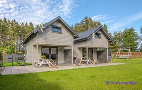 Ostoja Sosnowa Czarny Mlyn, kompleks dwóch domkow Nature lodge in Pomeranian Voivodeship