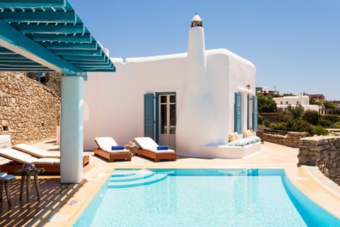 Day, Pool view, Swimming pool, sunbed