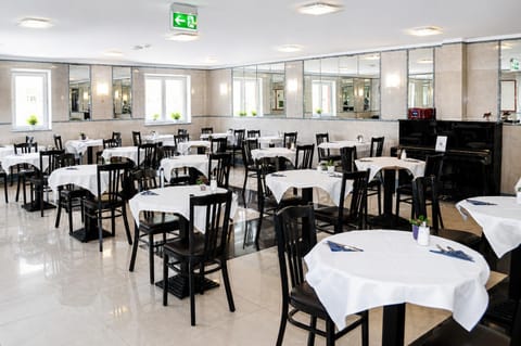 Restaurant/places to eat, Breakfast