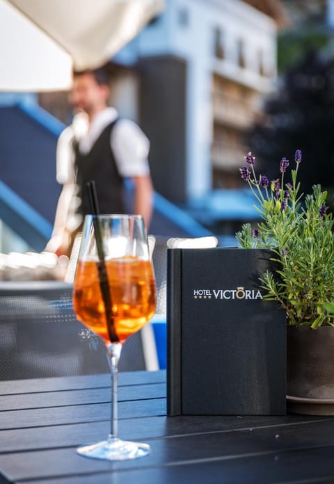 Lounge or bar, Drinks, Alcoholic drinks, Non alcoholic drinks