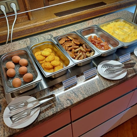 Buffet breakfast