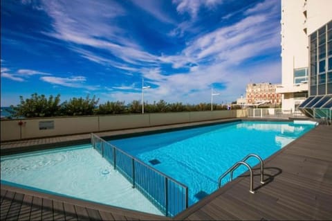 Pool view, Swimming pool, sunbed