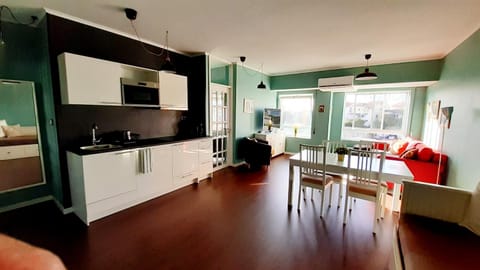 Kitchen or kitchenette, Living room, Dining area