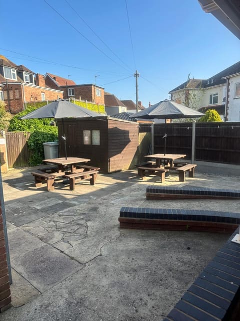 Clarendon Lodge - accommodation only Bed and Breakfast in Skegness