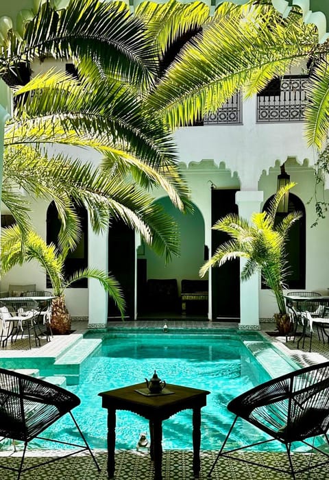 Property building, Patio, Swimming pool