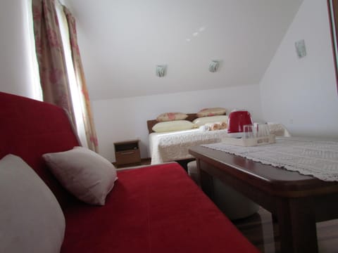 House Bogdanović Bed and Breakfast in Plitvice Lakes Park