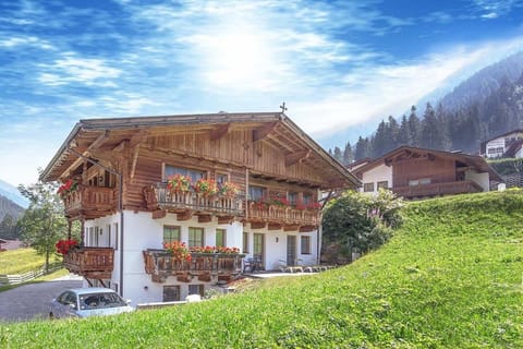 Lärchenheim Apartment hotel in Neustift im Stubaital