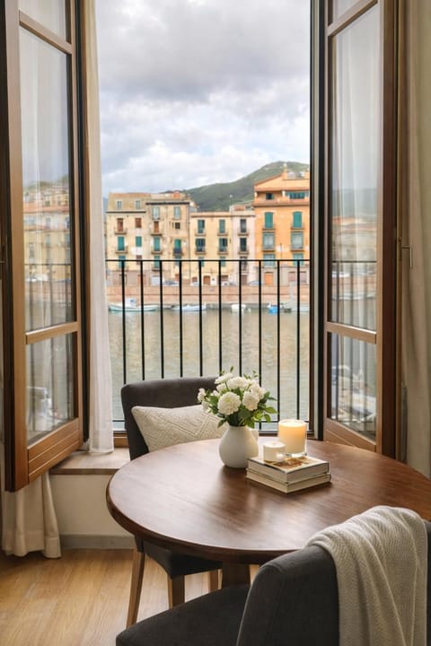 View (from property/room), View (from property/room), City view