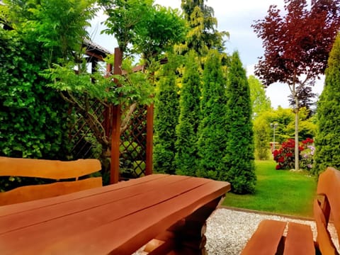 Day, Natural landscape, Summer, BBQ facilities, Garden, Garden view
