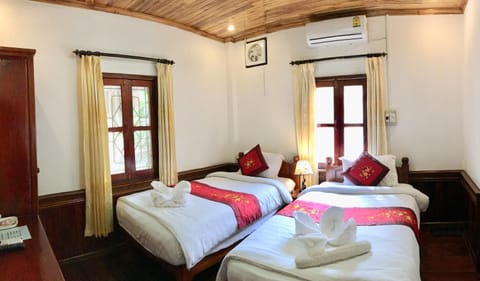 Bedroom, air conditioner