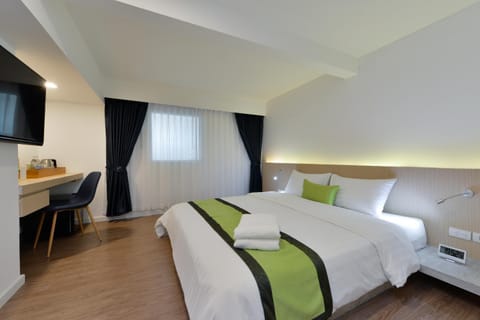 Bed, Photo of the whole room