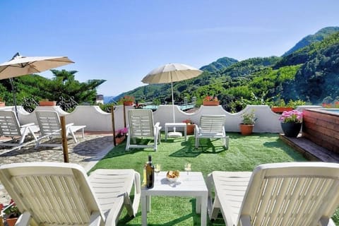 Mountain view, Sea view, Swimming pool