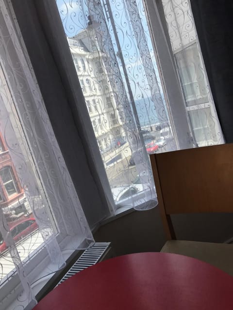 Glenfaba Guest House Bed and Breakfast in Douglas