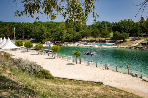Natural landscape, Beach, On site