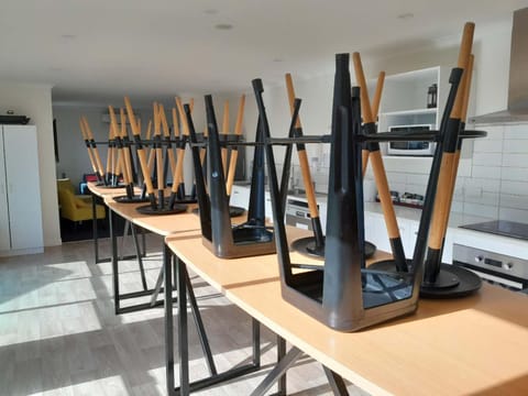 Podium Lodge Motel in Cambridge