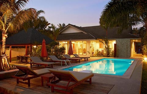 Swimming pool, Swimming pool