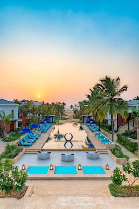 Beach, Swimming pool