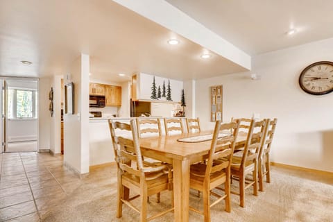 Sts, Johns 2541 Apartment in Keystone