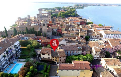 Facade/entrance, Bird's eye view, Lake view, Street view