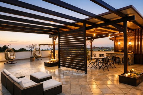 Restaurant/places to eat, Balcony/Terrace, Breakfast, Sunset