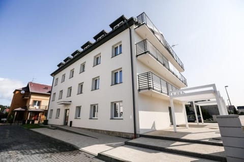 Property building, Facade/entrance