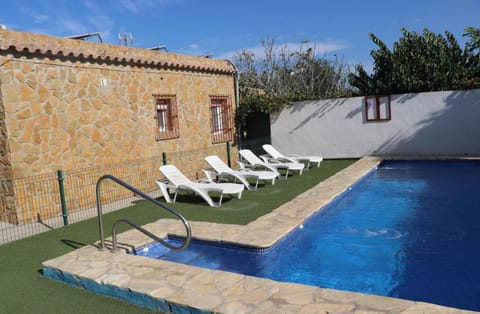 Off site, Garden, Swimming pool, sunbed