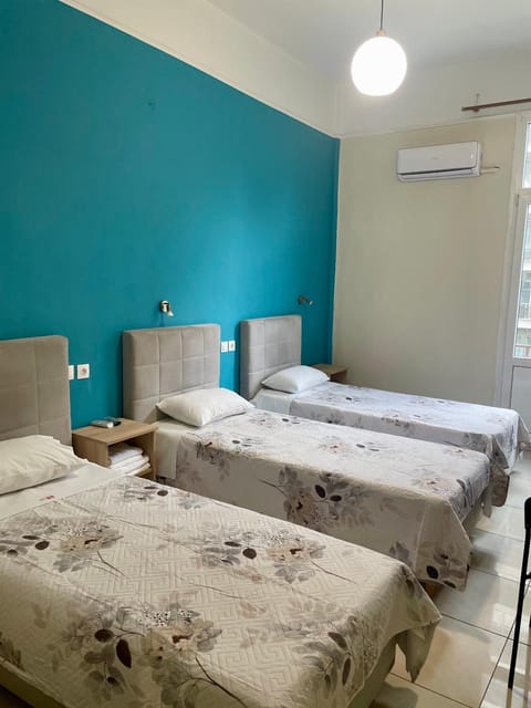 Bed, Bedroom, air conditioner