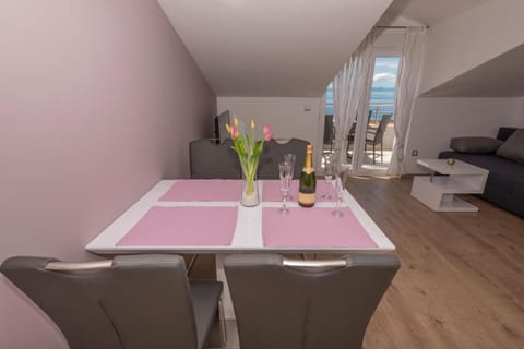 APARTMANI VUJČIĆ Apartment in Makarska