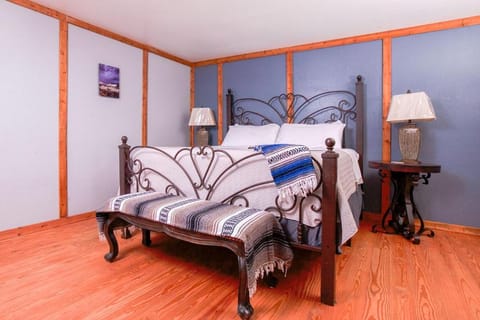 Round Top Hotel Bed and Breakfast in Round Top