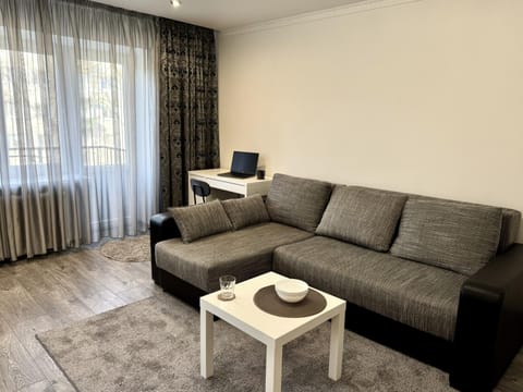 Balcony/Terrace, Living room