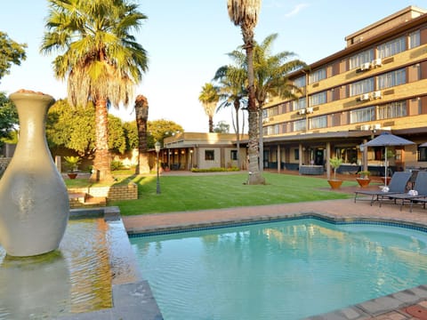 Pool view, Swimming pool