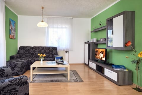 Regenbogen-Appartement Apartment in Freiburg