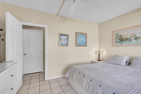 Holiday Isle Yacht Club Hotel in Fort Lauderdale