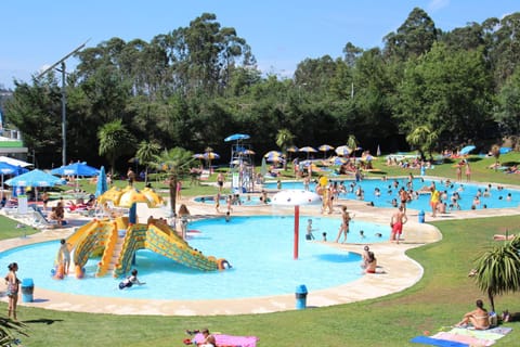 Aqua park, Swimming pool