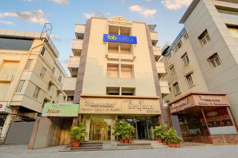Property building, Facade/entrance