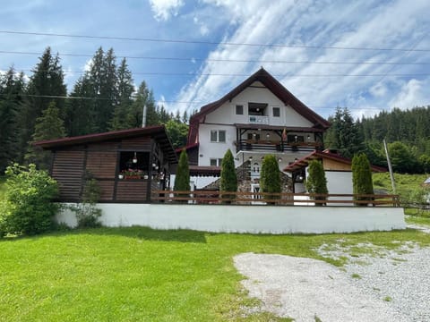 Property building, Natural landscape
