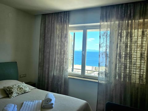 Apartments Lusi Bed and Breakfast in Brela