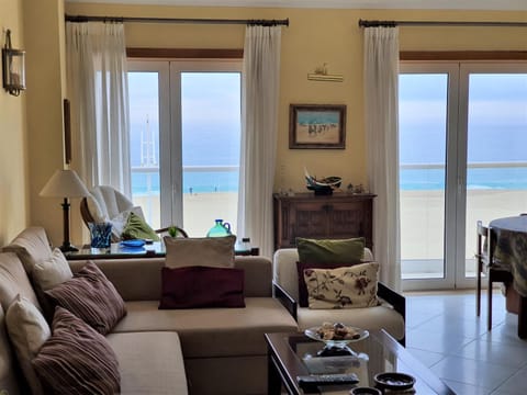 Living room, Sea view